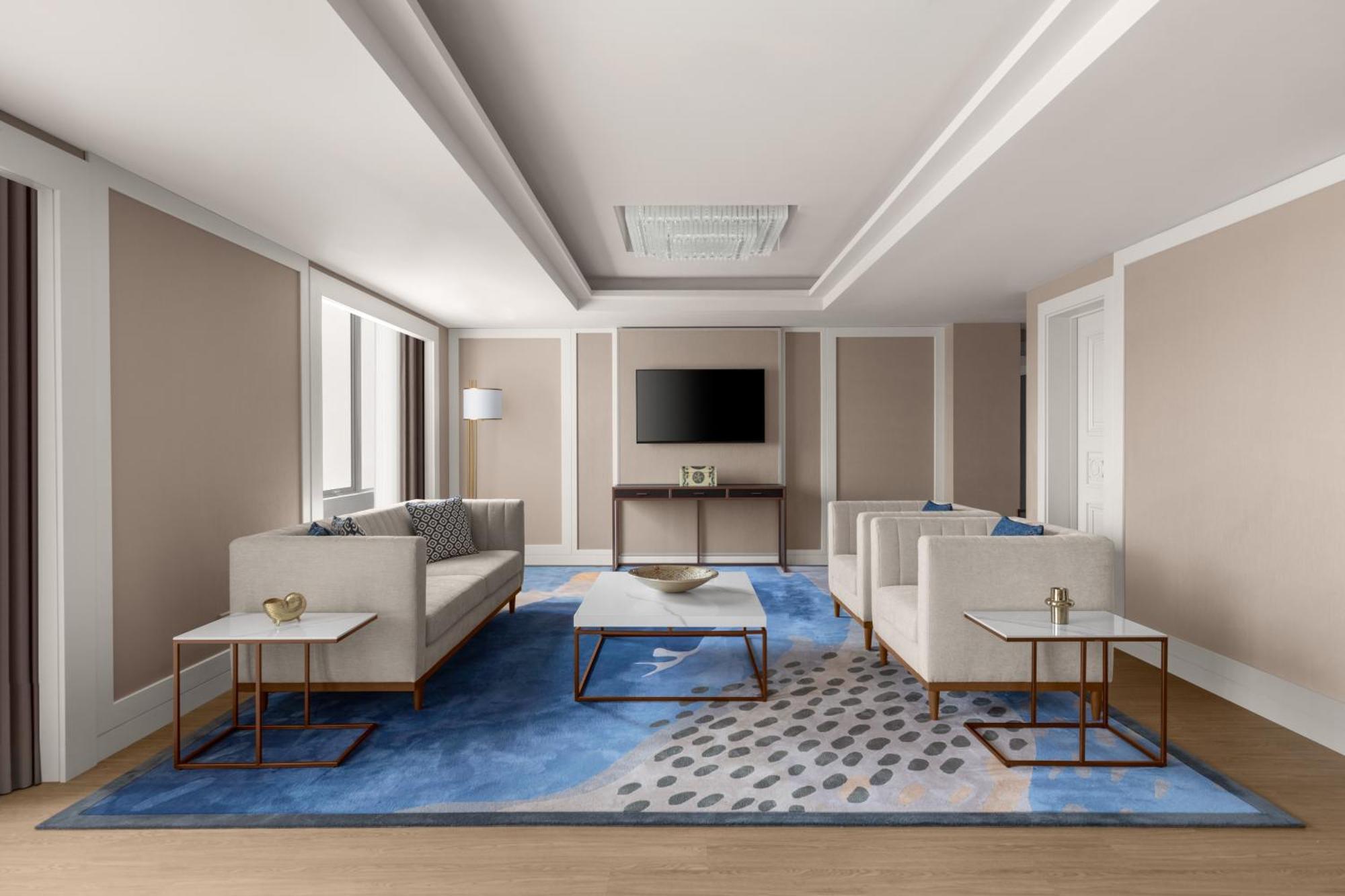 Marriott Hotel 5*